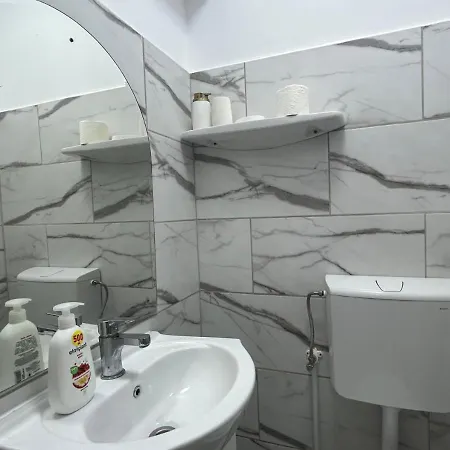 Appartamento Sleep And Go - Unirii View Bucarest Esterno foto