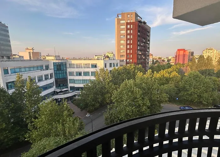 Sleep And Go - Unirii View
