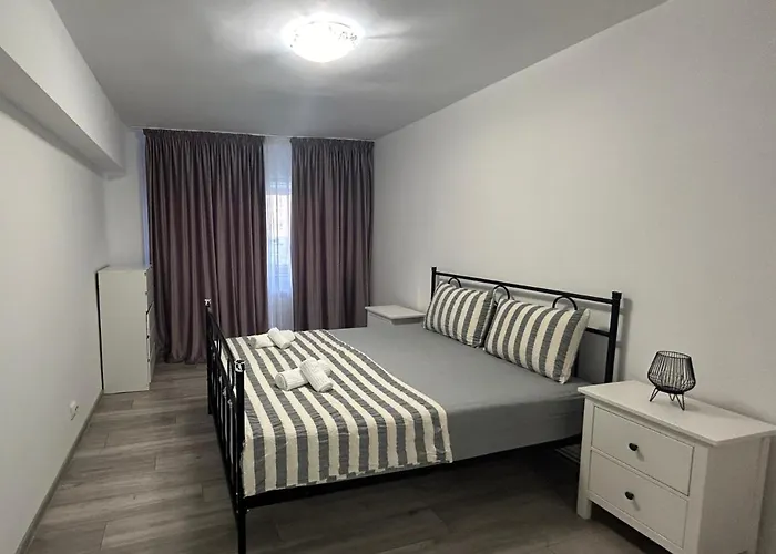Sleep And Go - Unirii View